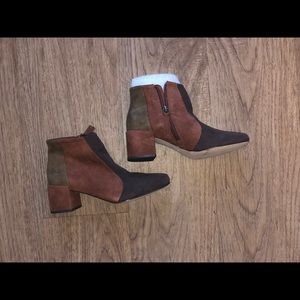 Matisse Suede Booties NEW size 5.5